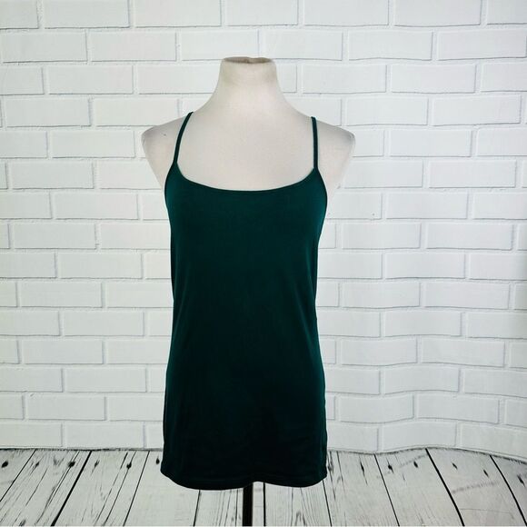 10/$25🦋 No Boundaries Hunter Green Basic Camisole - Size XL - Picture 1 of 9